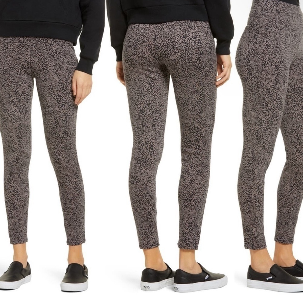 Spanx Jean-ish Leggings in Dessert Dot Size Medium